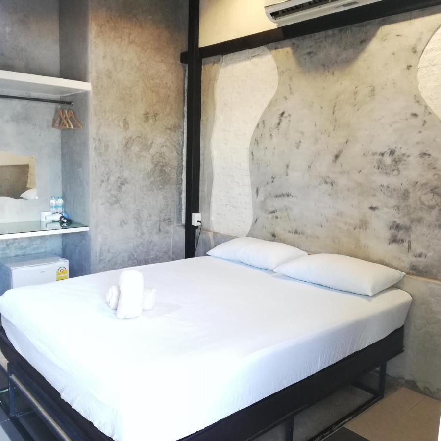Aparthotel Hive 28 à Bangkok Extérieur photo