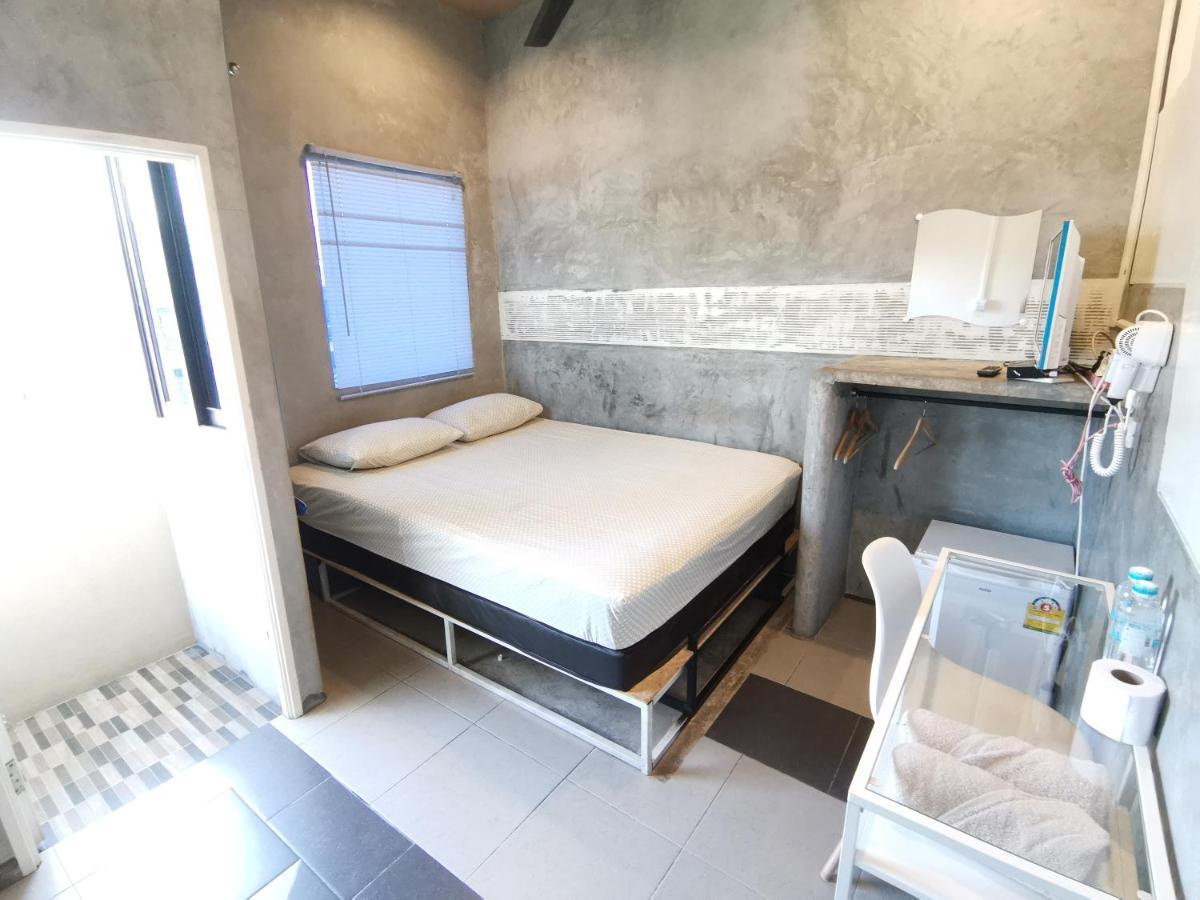 Aparthotel Hive 28 à Bangkok Extérieur photo