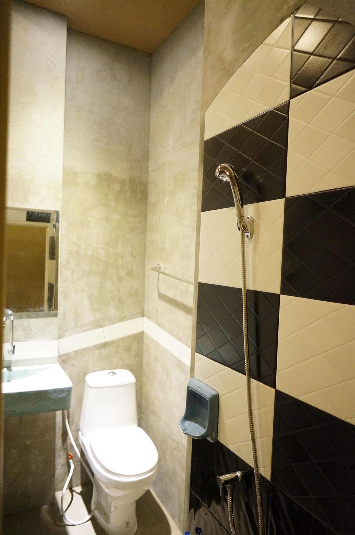 Aparthotel Hive 28 à Bangkok Extérieur photo